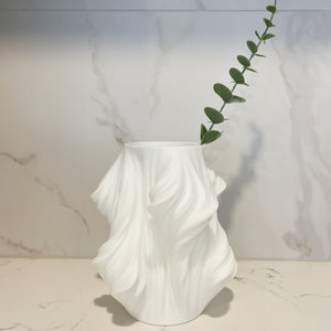 3D Printed Ocean's Embrace Vase White